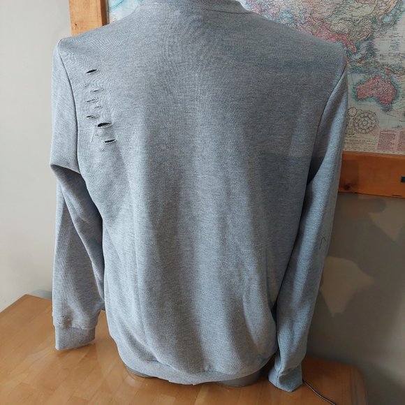 AMNESIA men's long sleeved solid grey distressed sweatshirt size Large - Picture 3 of 13